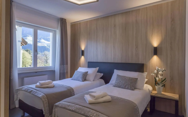 Tourist Hotel