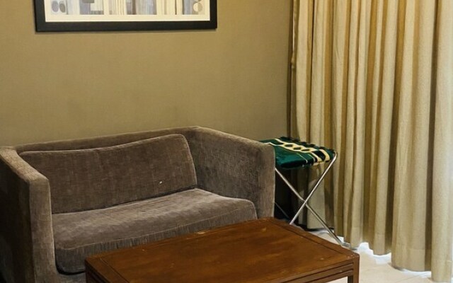 Peninsula Semantan Suites