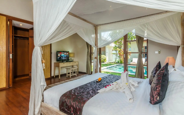 Villa Essence – Guest Rooms – Kuta