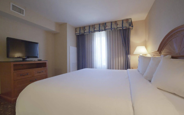 Hilton Garden Inn Albuquerque / Journal Center
