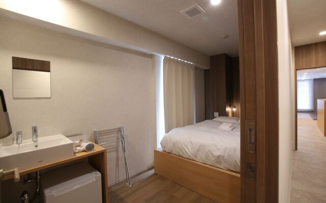 OHWA hostel minowa station