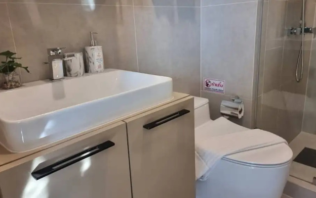 Bo403-great Seaview 1br With 2 Beds-big Balcony