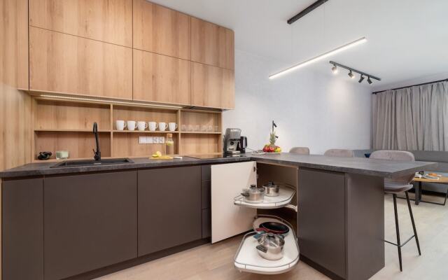 Exquisite Zablocie by Renters Prestige