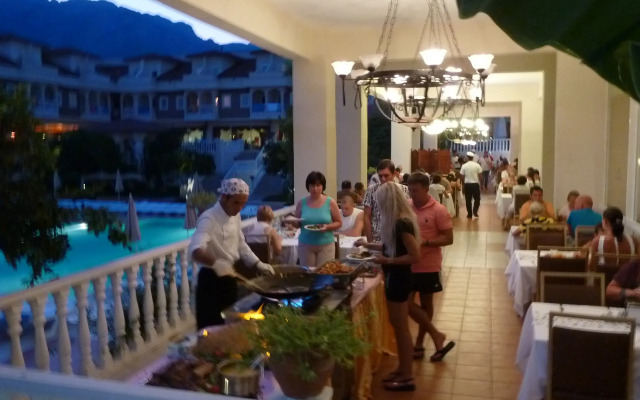 Viking Garden Hotel