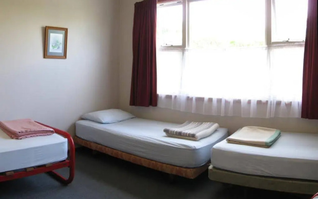 Dolphin Lodge