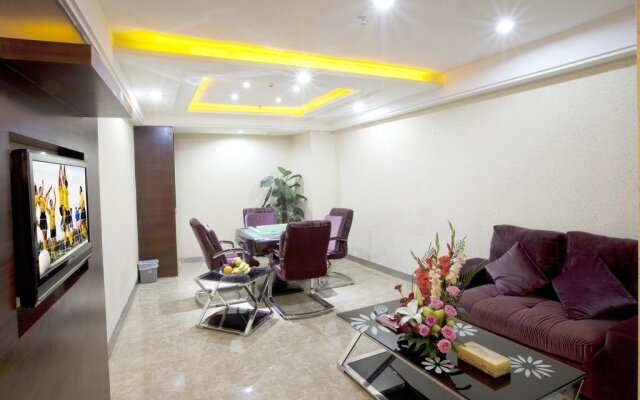 Shuanglong Guangchang Hotel
