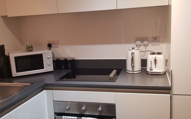 Stunning 1-bed Apartment in Brierley Hill