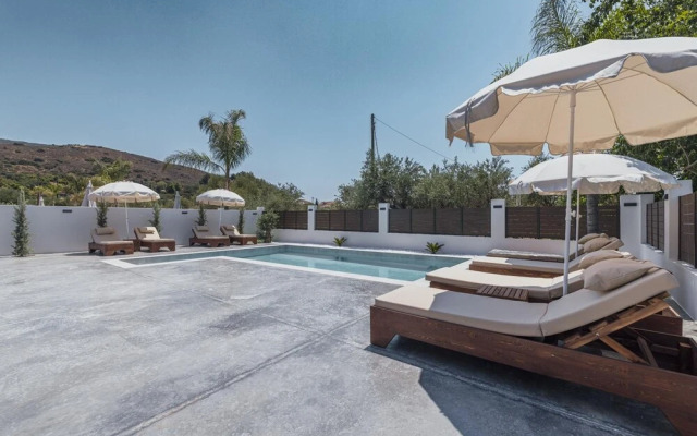 Villa Infinity Theo With 4 Bedrooms and 4 Bathrooms