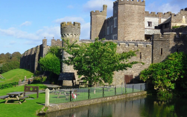 Watermouth Castle, Clock Tower Apartment