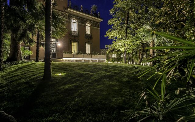 Villa Liberty - Lake Como Rooms & SPA