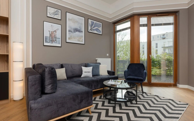 Spacious Apartment Bergamotki by Renters