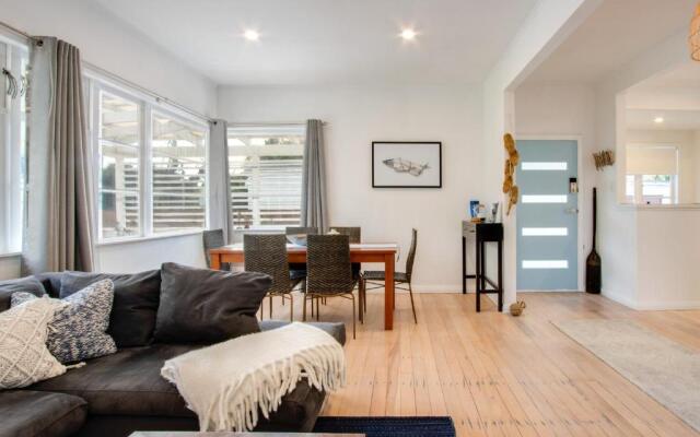 Lazy Dayz - Napier Holiday Home