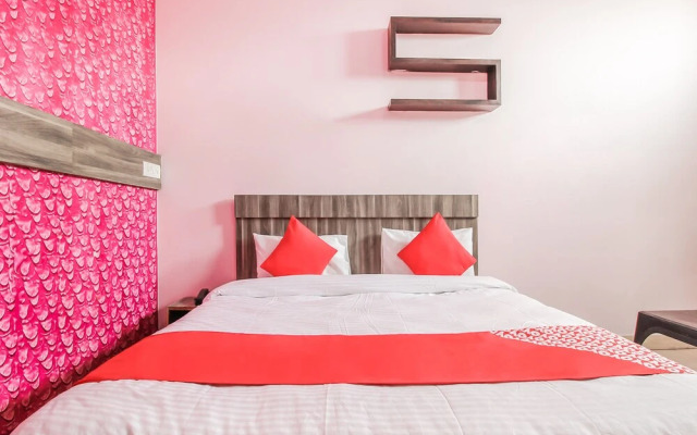 Oyo 24075 Galaxy Guest House