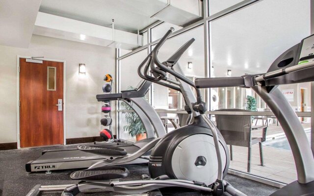 Comfort Inn & Suites Waterloo - Cedar Falls