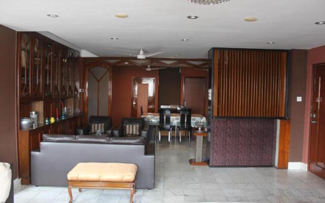 Service Apartments, Park Street, Calcutta
