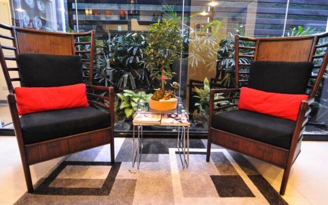 isuites Hotel