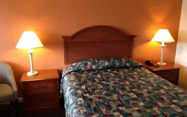 Royal Inn Motel