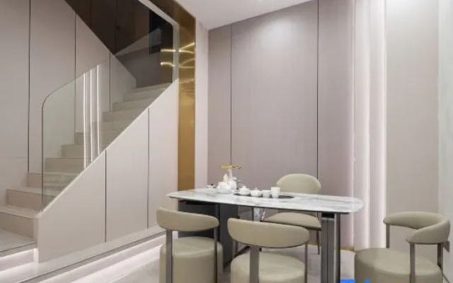 Xinyue Apartment (Guangzhou Tianhe Park Subway Station Branch)