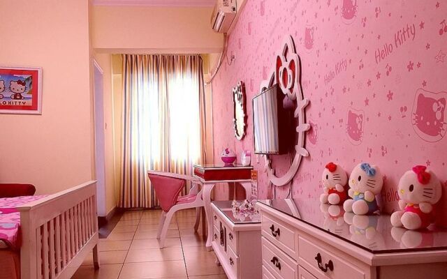 Hello Kitty Inn