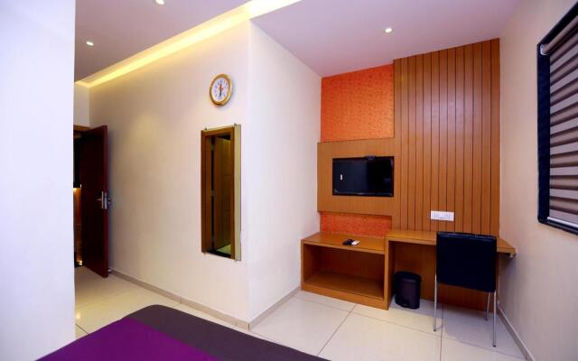 Hotel Dwarka Residency