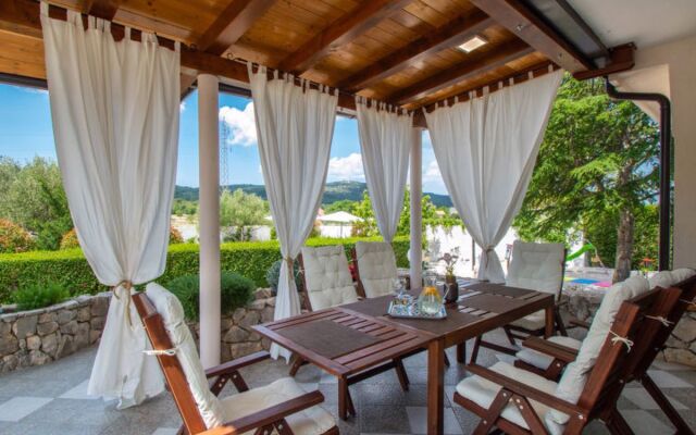 House Anka Etang sur Arroux