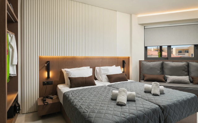 Elia Agia Marina Resort