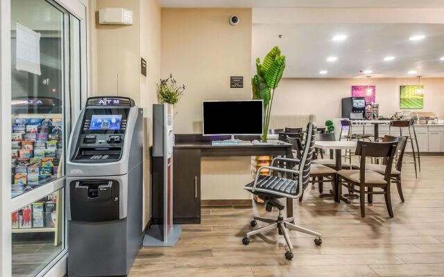 Wingate by Wyndham Kings Bay Naval Base / I-95