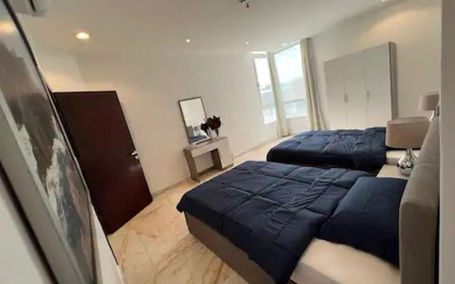 Luxurious Modern Apartment Sea View