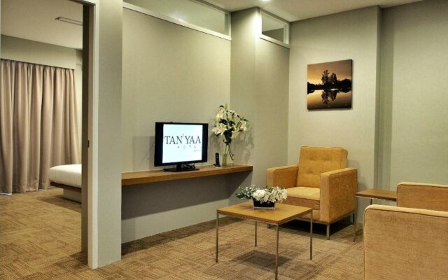 Tanyaa Hotel by Ri-Yaz