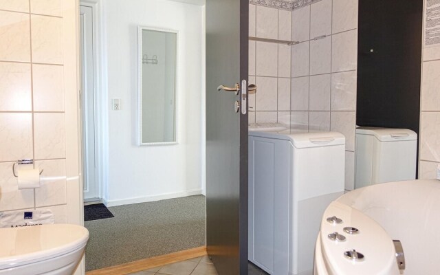 Nice Apartment in Allinge With 1 Bedrooms and Wifi