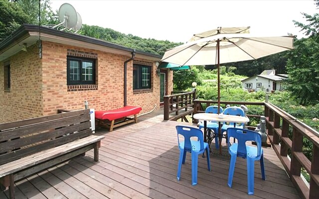 Yangpyeong Scented Clay Pension
