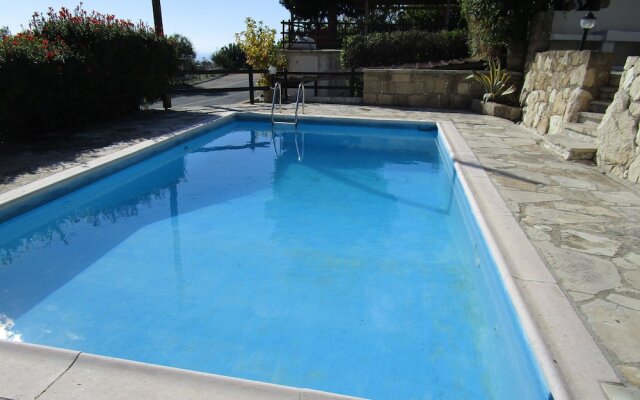 Resitour - Kamares Village