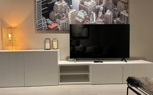 3 Room Luxury Design Apartment