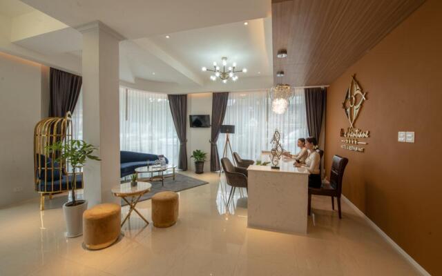 One Vientiane Hotel & Restaurant