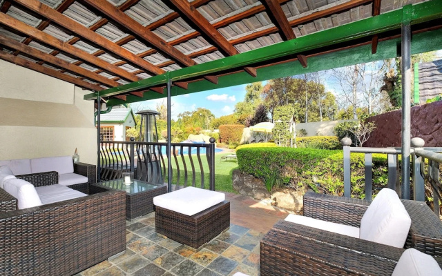 Staniland Guesthouse - OR Tambo Airport
