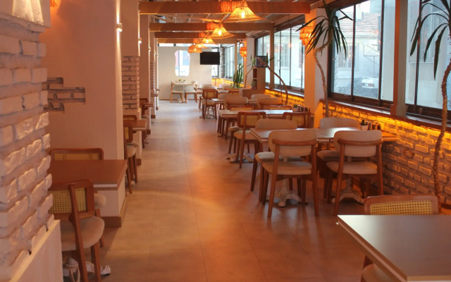 Devin Otel Isparta