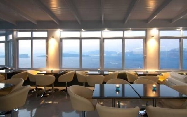 Blu Rooms