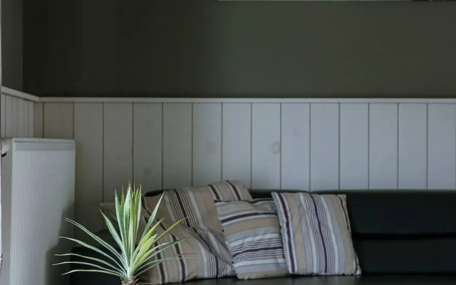 BE MID Cyri 16-00 02