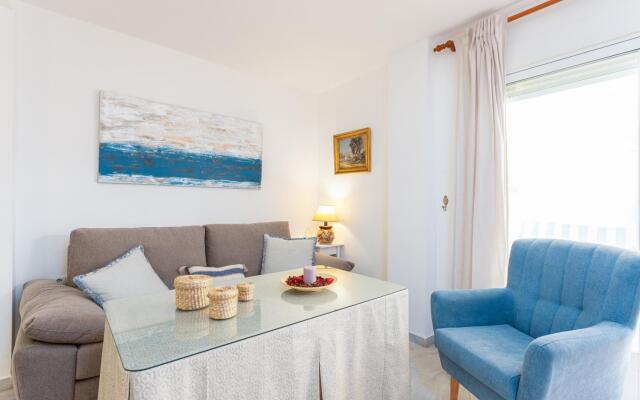 Los Boliches Beach Apartment