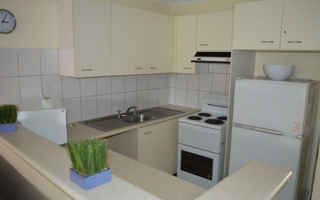 Enderley Gardens Resort