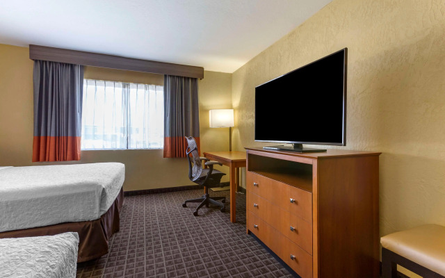 Best Western Plus Scottsdale Thunderbird Suites