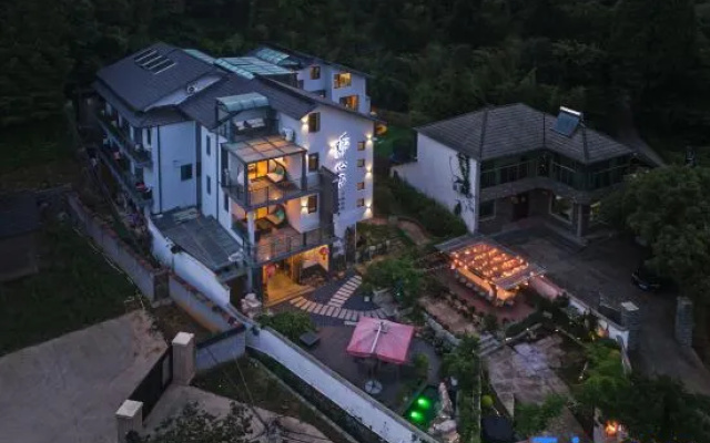 Anji Man Tun Ting Xin Shan Ye Xing Guang~Parent Child Vacation Homestay