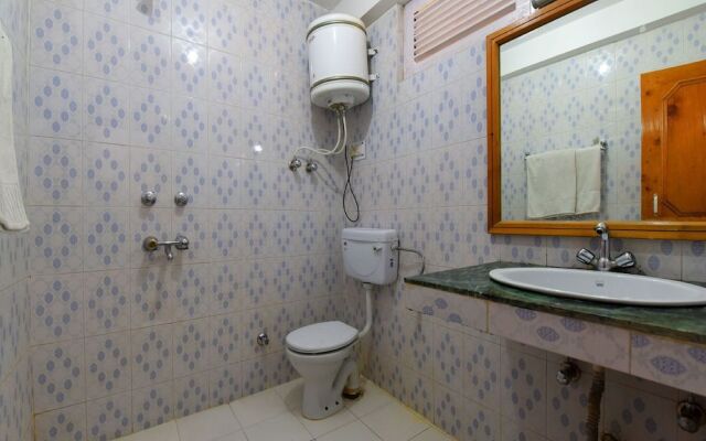 OYO 14349 Hotel HMG
