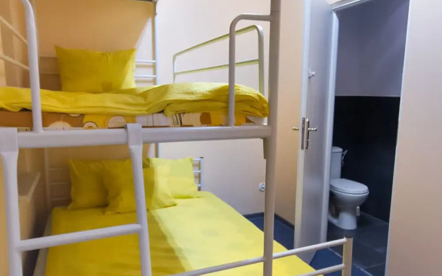 3 Bros' Hostel Cieszyn