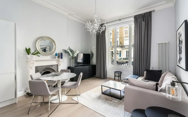 Stunning 2BD Flat Notting Hill Heart of Westend