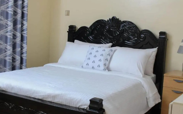 Stay.Plus Ndemi Gardens 3 Bedroom Apartment