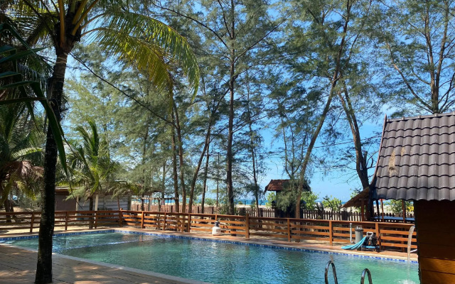 Anjung Pantai Seberang