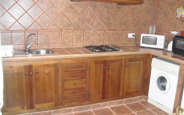 Cadiz 101737 3 Bedroom Holiday home By Mo Rentals