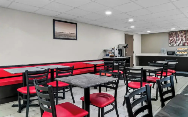 Red Roof Inn Flint