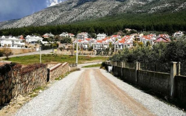 Villa Aktif 1 by Villa Life D-Lux